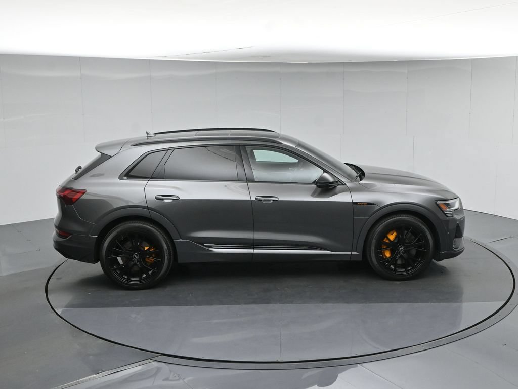 Used 2022 Audi e-tron Chronos w/ Chronos Package AWD/4WD image 44