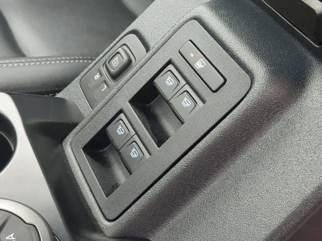 Certified 2025 Ford Bronco Badlands AWD/4WD image 14
