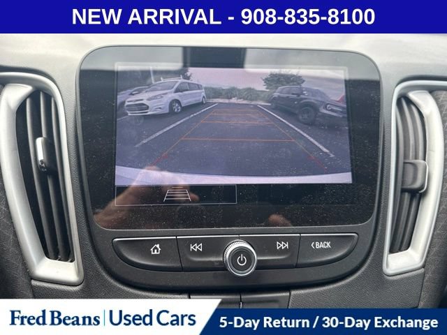 Used 2022 Chevrolet Malibu LT FWD image 13