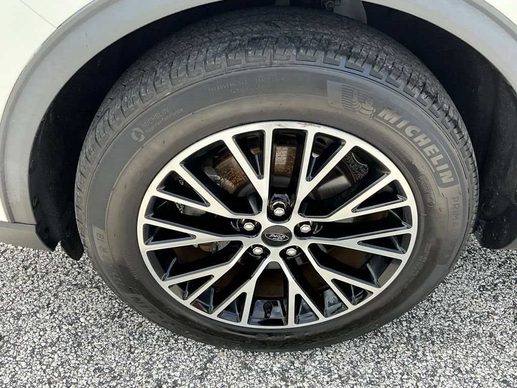 Certified 2023 Ford Escape SE FWD image 22