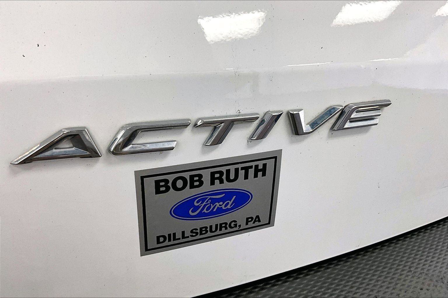 Certified 2024 Ford Escape Active w/ Tech Pack #2 image 13