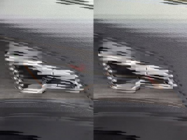 Used 2025 Kia Sportage X-Line w/ Premium Package image 37