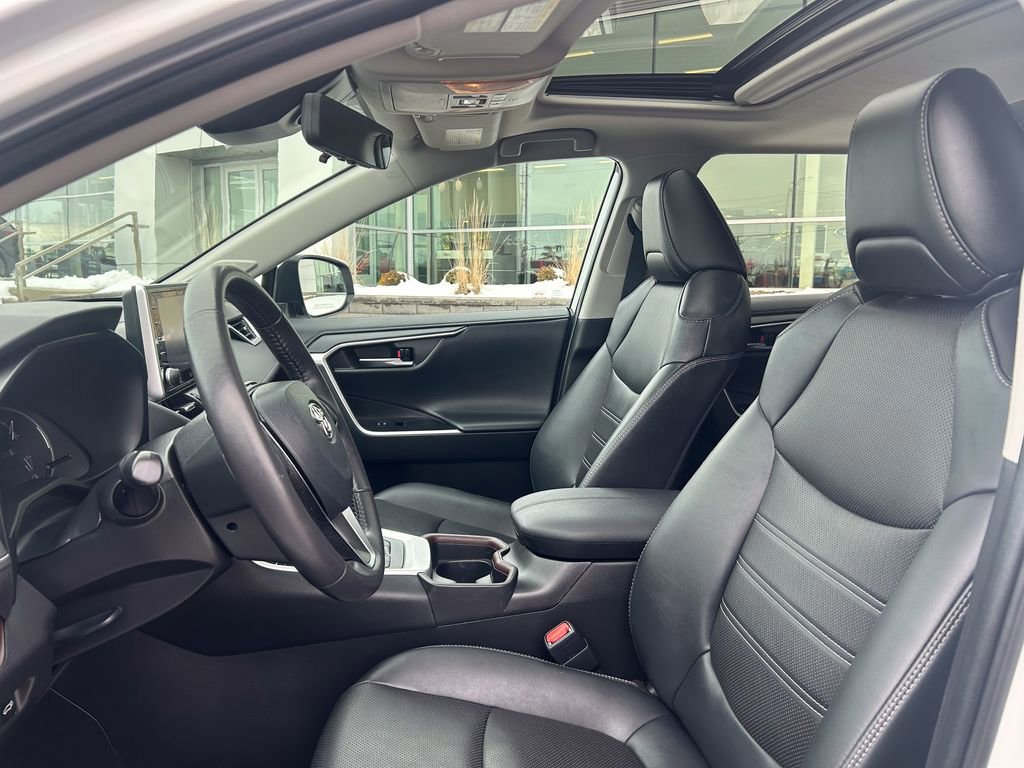 Used 2021 Toyota RAV4 Limited w/ Limited Grade Weather Package image 10