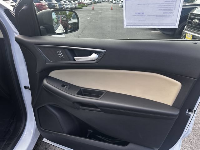 Certified 2020 Ford Edge SE FWD image 34