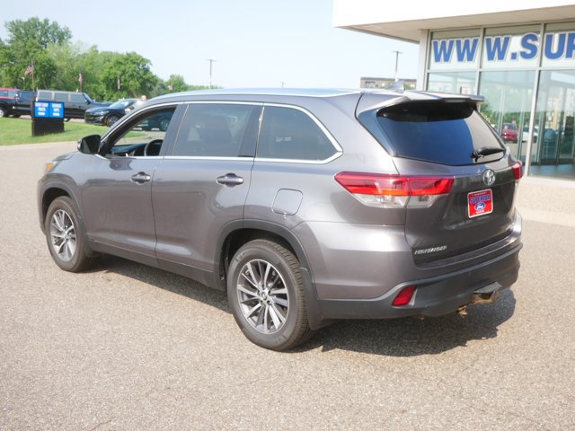 Used 2019 Toyota Highlander XLE AWD/4WD image 7