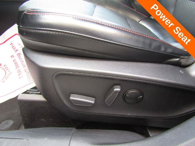 Certified 2025 Ford Escape ST-Line AWD/4WD image 6