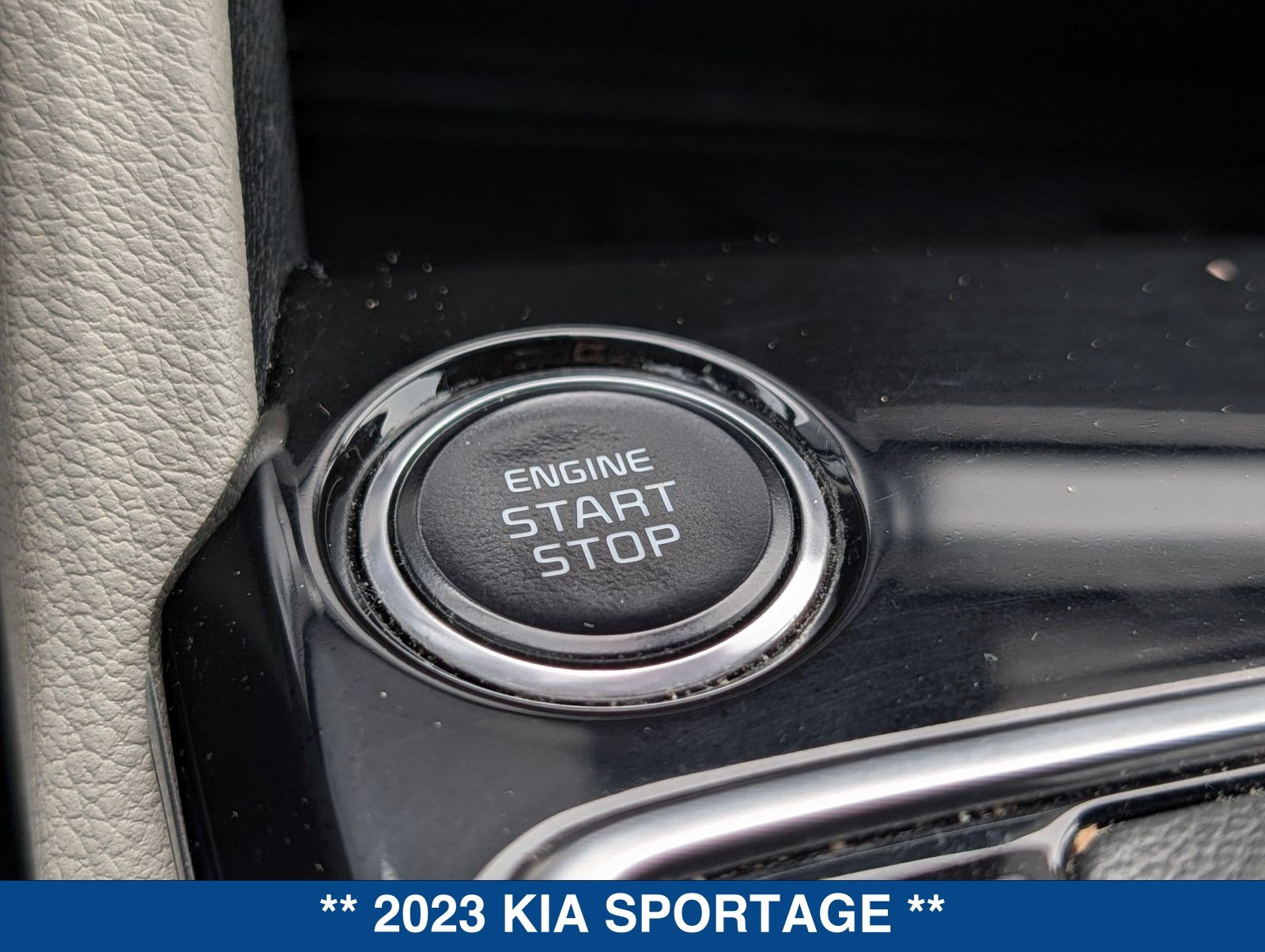 Used 2023 Kia Sportage EX FWD image 35