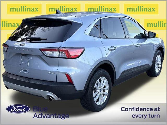Certified 2022 Ford Escape SE w/ Cold Weather Package image 4