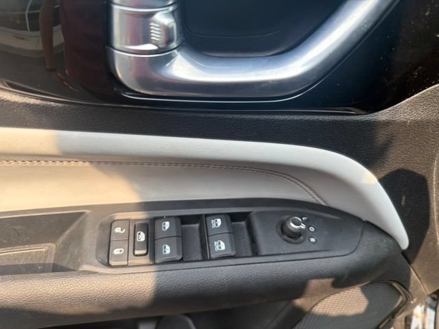 Used 2022 Jeep Compass Limited AWD/4WD image 11