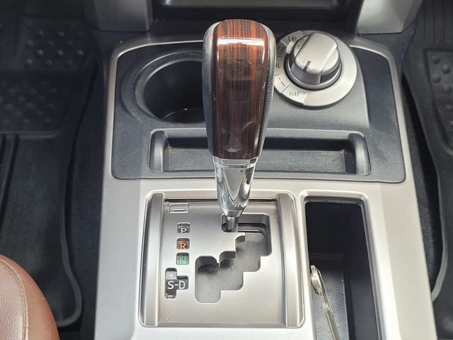 Used 2019 Toyota 4Runner Limited AWD/4WD image 35