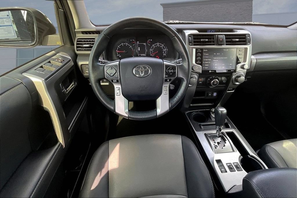 Used 2024 Toyota 4Runner SR5 Premium w/ Moonroof Package AWD/4WD image 8