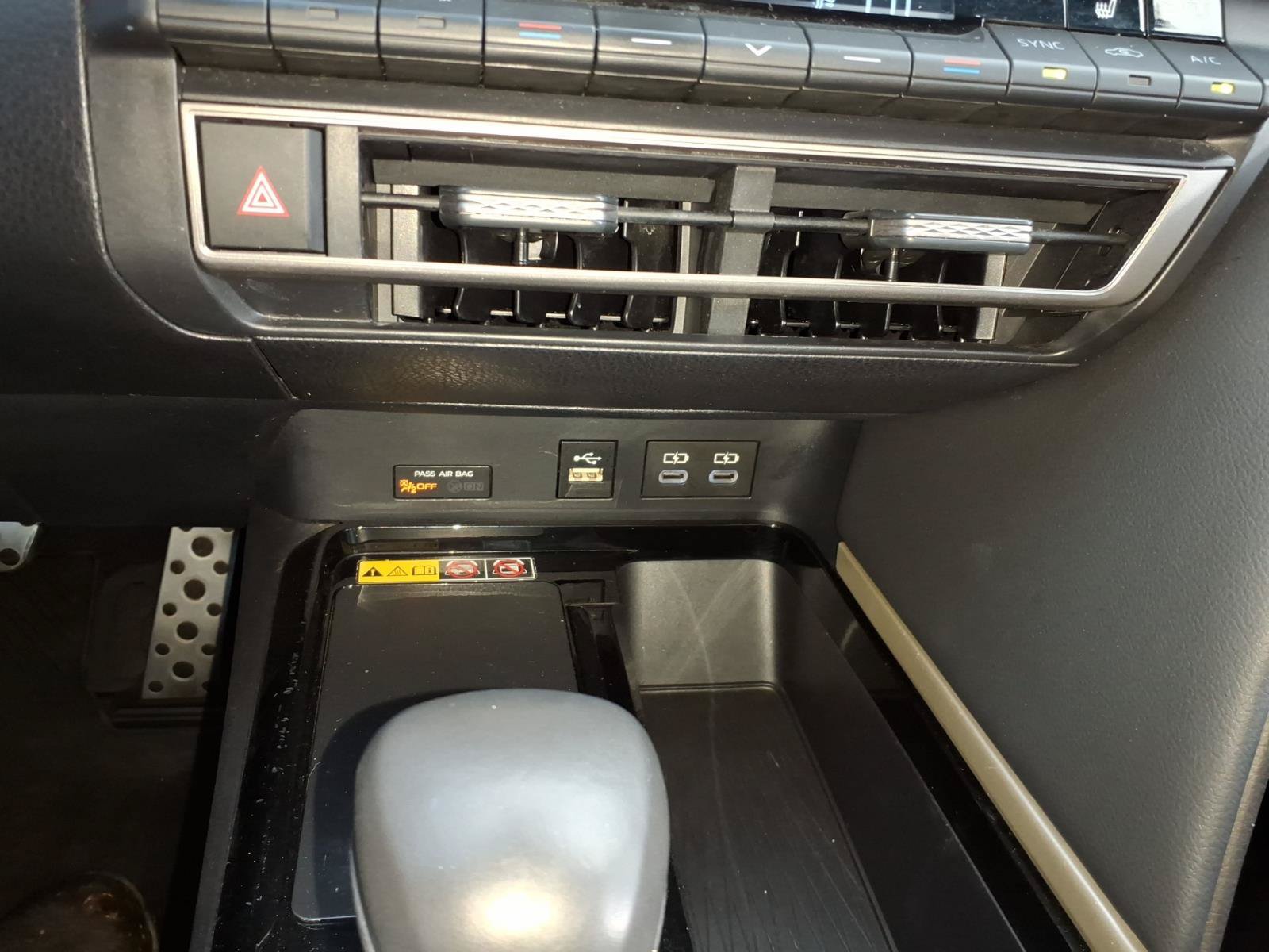 Used 2025 Toyota Camry XSE FWD image 21