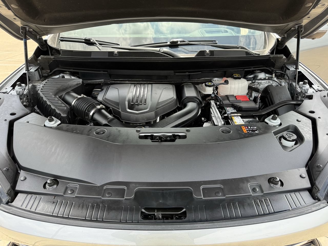 Used 2025 Buick Enclave Preferred w/ Power Package FWD image 26