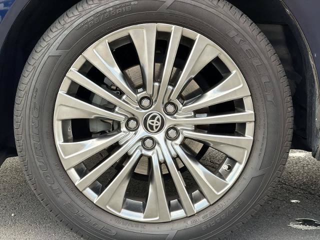 Used 2021 Toyota Venza XLE w/ Softex Package AWD/4WD image 14