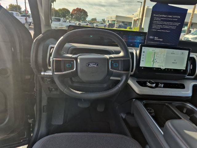 Certified 2025 Ford Expedition Active AWD/4WD image 12