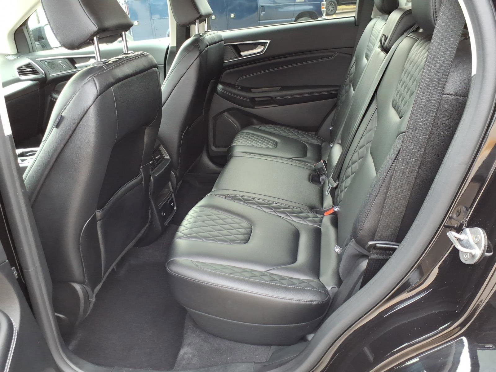 Certified 2024 Ford Edge Titanium image 13