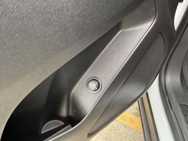 Used 2023 Chevrolet Equinox LT image 15