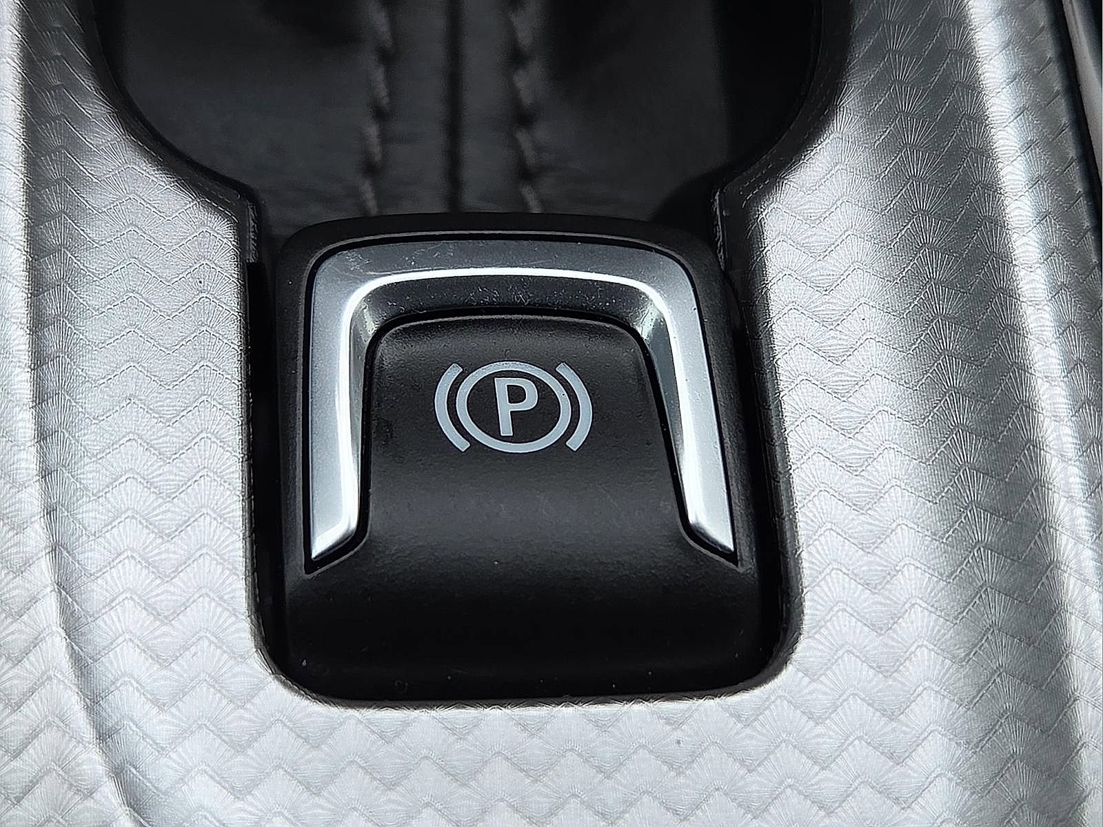 Used 2024 Buick Envista Avenir image 17