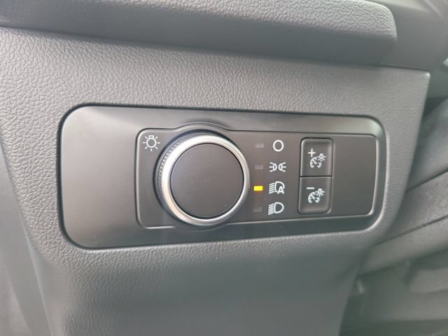 Certified 2026 Ford Escape Active w/ Cold Weather Package FWD image 19