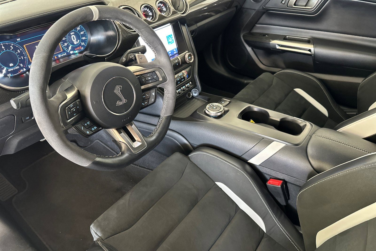 Certified 2021 Ford Mustang Shelby GT500 w/ Technology Package image 10