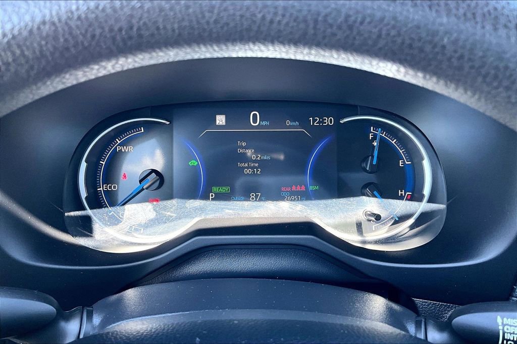 Used 2025 Toyota RAV4 XLE AWD/4WD image 20