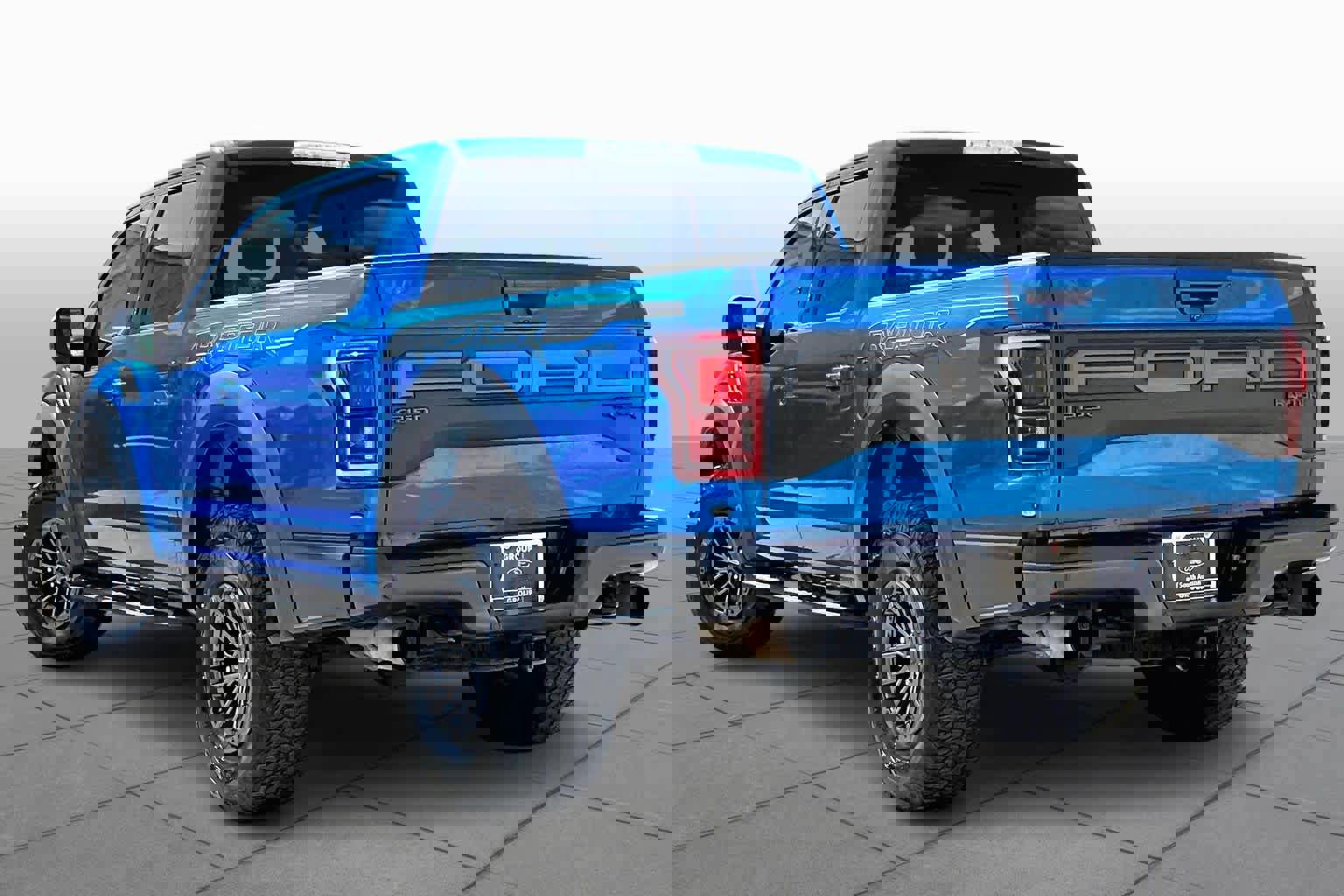 Certified 2019 Ford F150 Raptor w/ Equipment Group 802A Luxury image 12