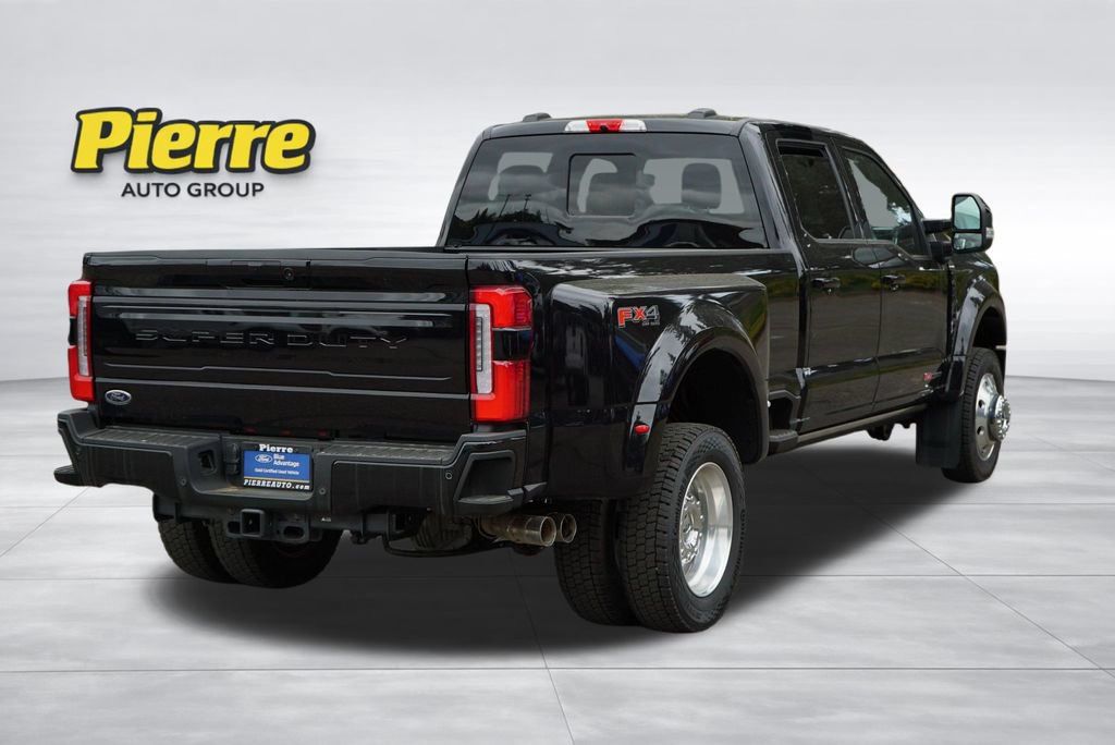 Certified 2025 Ford F450 Platinum w/ FX4 Off-Road Package AWD/4WD image 8