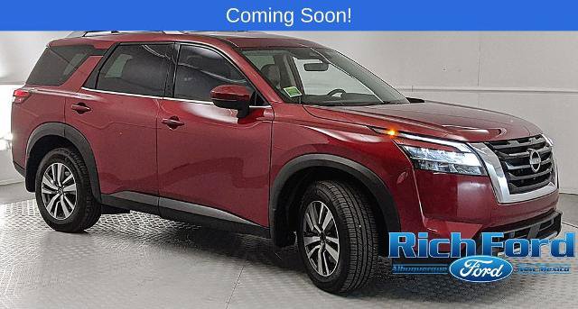 Used 2024 Nissan Pathfinder SL w/ Cargo Package