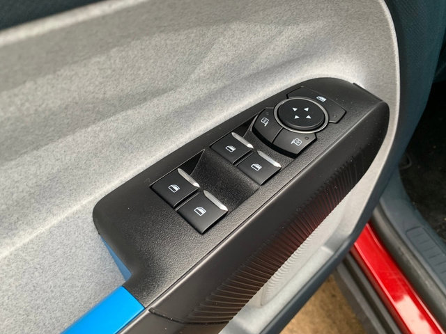 Certified 2025 Ford Maverick XLT image 22