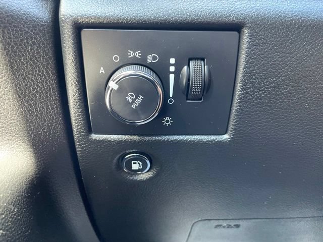 Used 2022 Jeep Grand Cherokee Laredo X AWD/4WD image 17