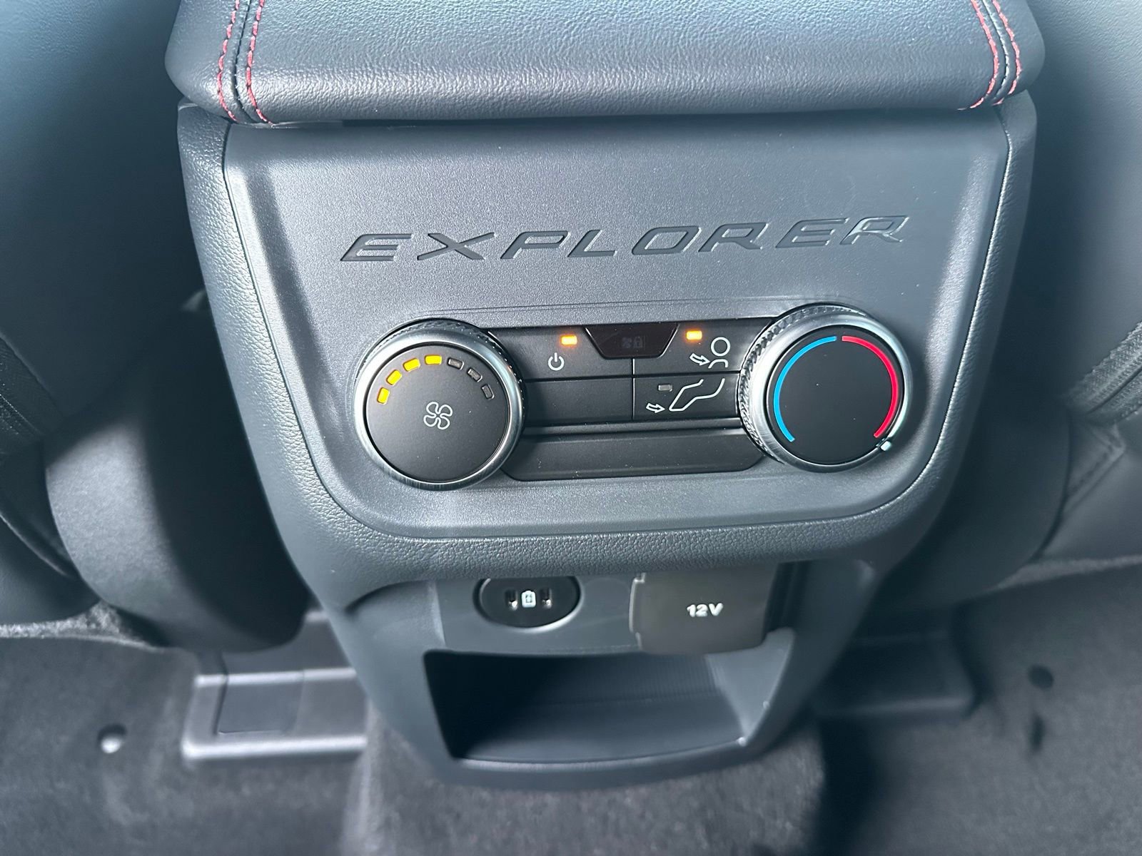 Certified 2025 Ford Explorer ST-Line image 60