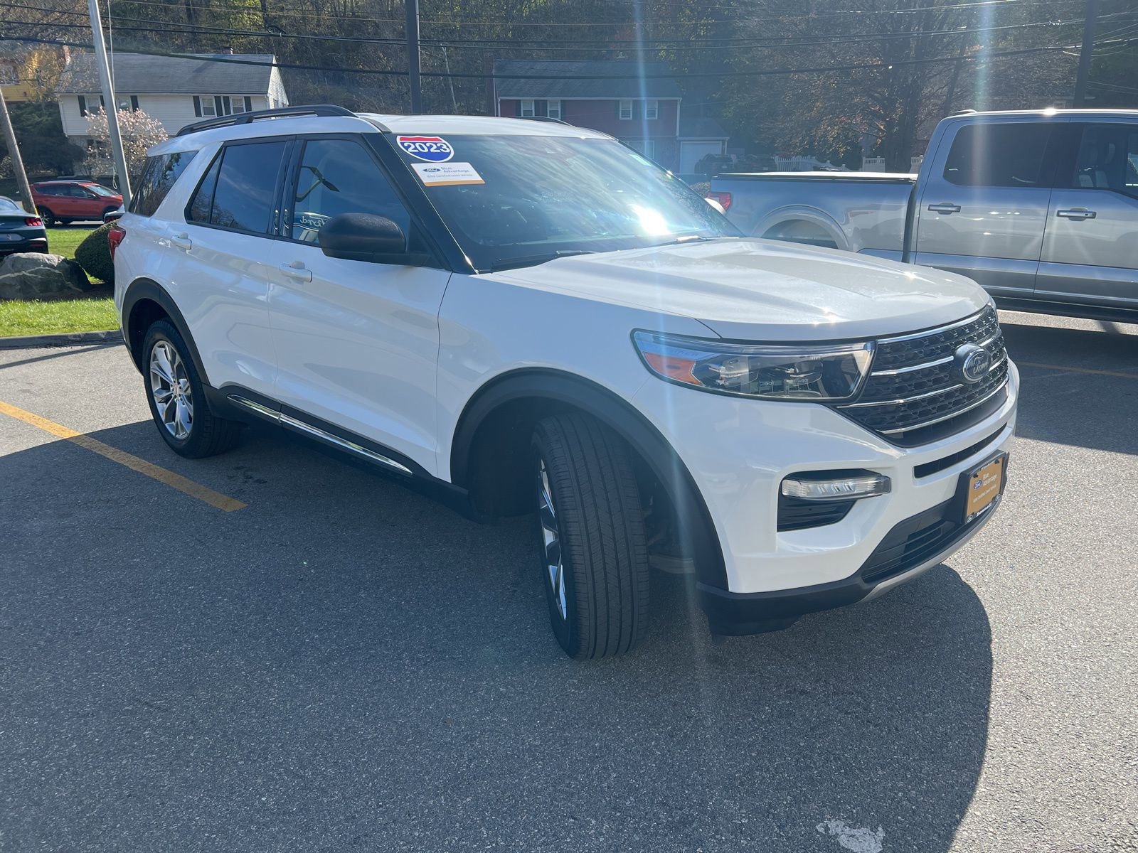 Certified 2023 Ford Explorer XLT w/ Equipment Group 202A AWD/4WD image 6