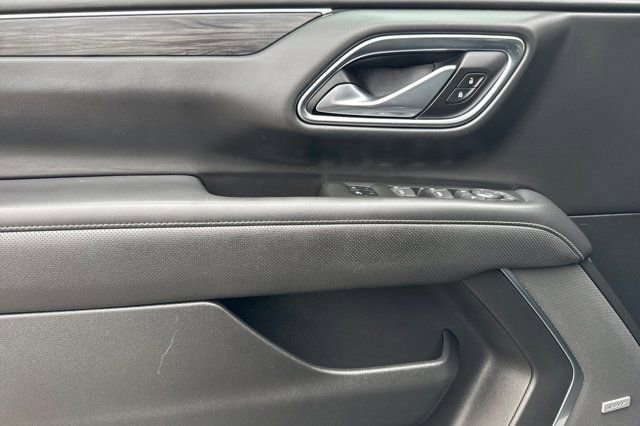 Used 2022 GMC Yukon SLT w/ SLT Luxury Package image 12