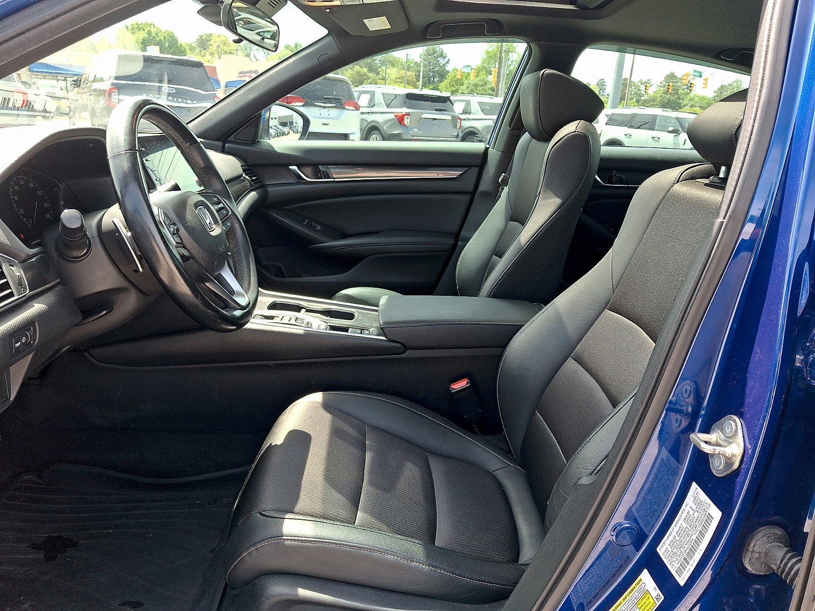 Used 2019 Honda Accord Sport image 12