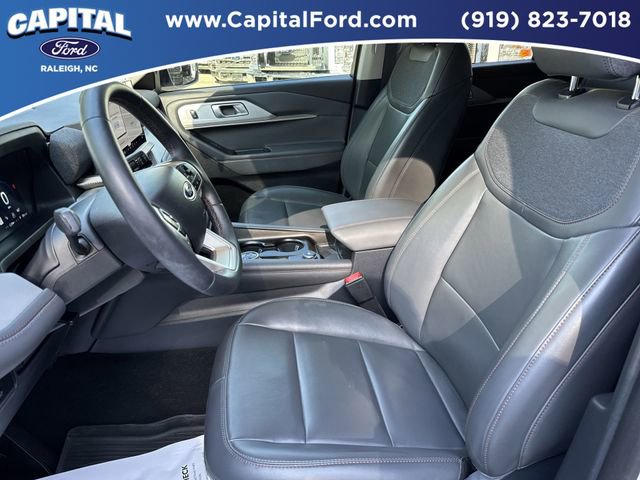 Certified 2025 Ford Explorer Active w/ Active Comfort Package image 19