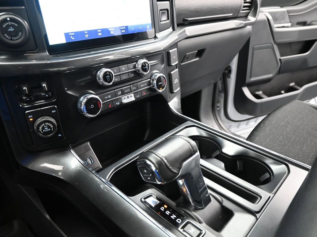 Certified 2022 Ford F150 XLT w/ Equipment Group 302A High image 15