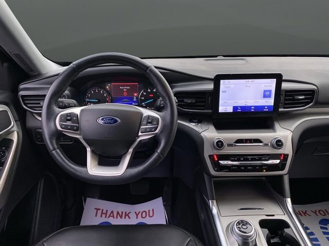 Certified 2022 Ford Explorer XLT w/ Equipment Group 202A image 10