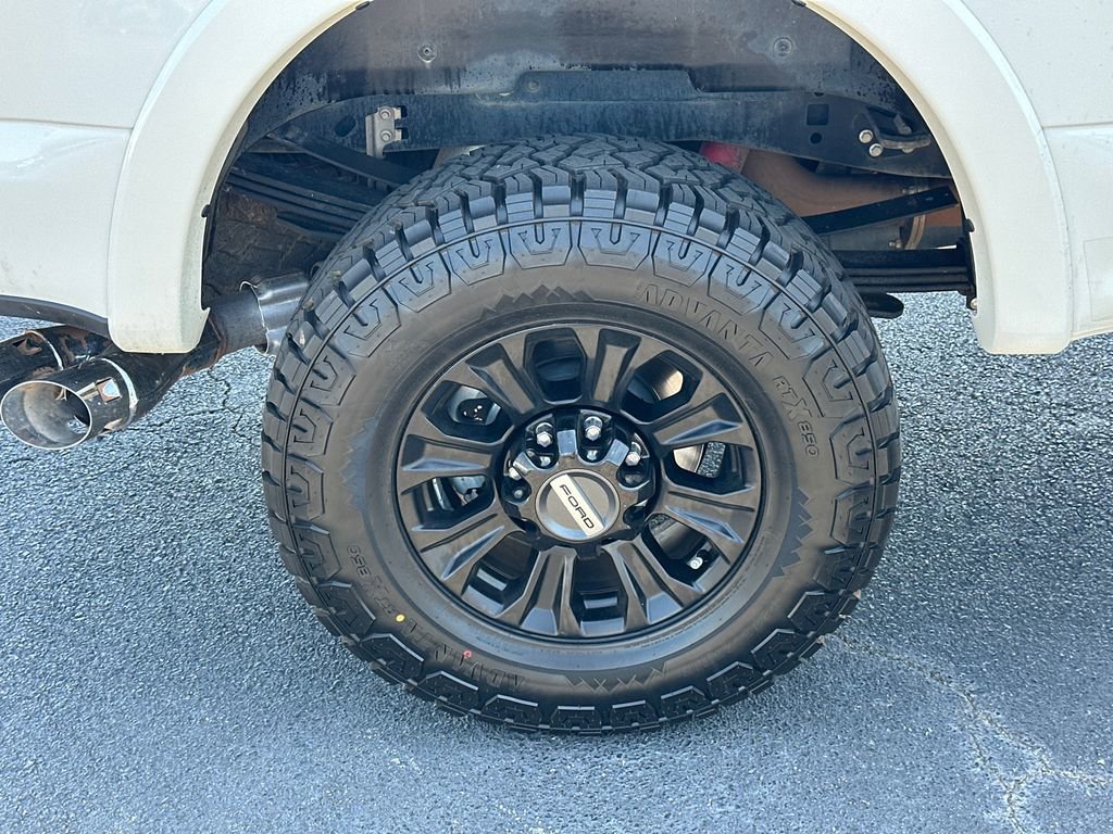 Certified 2020 Ford F350 Platinum w/ Tremor Off-Road Package AWD/4WD image 17