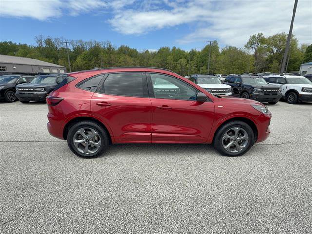 Certified 2024 Ford Escape ST-Line w/ Tech Pack #1 AWD/4WD image 8