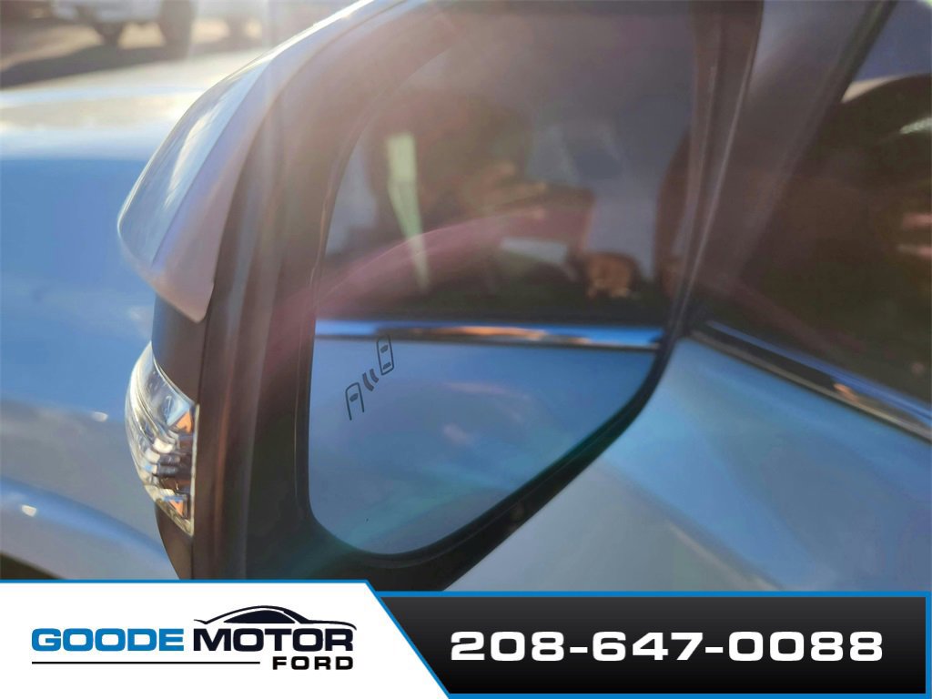 Used 2023 Toyota 4Runner Limited image 12