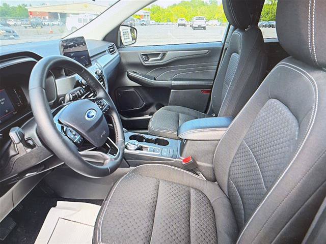 Certified 2023 Ford Escape Active AWD/4WD image 7