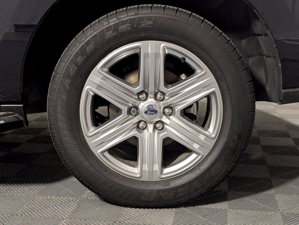 Certified 2021 Ford Expedition XLT RWD image 29