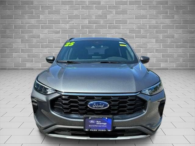 Certified 2025 Ford Escape ST-Line w/ Cold Weather Package AWD/4WD image 2