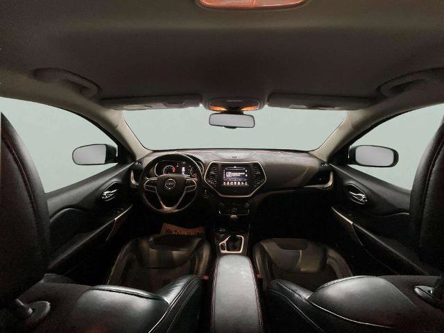 Used 2017 Jeep Cherokee Trailhawk w/ Comfort & Convenience Group image 23