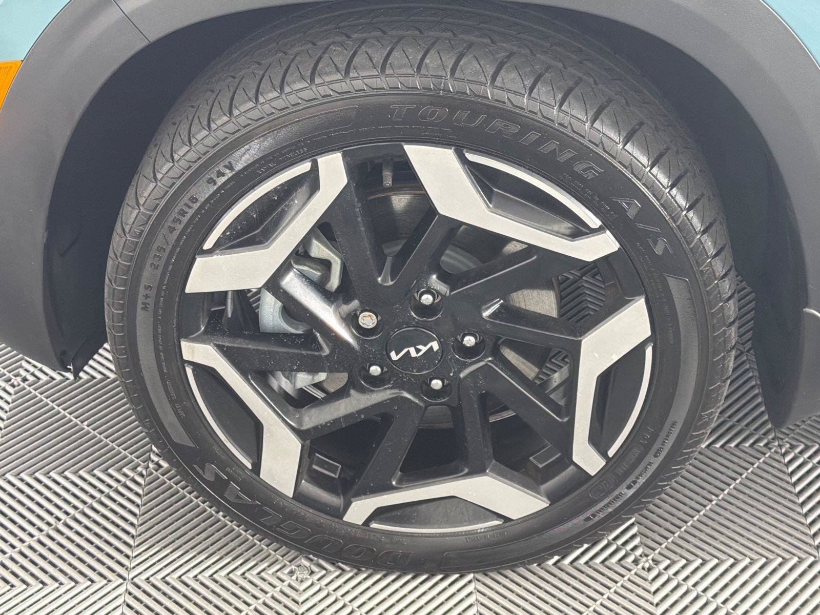 Used 2024 Kia Seltos SX AWD/4WD image 11