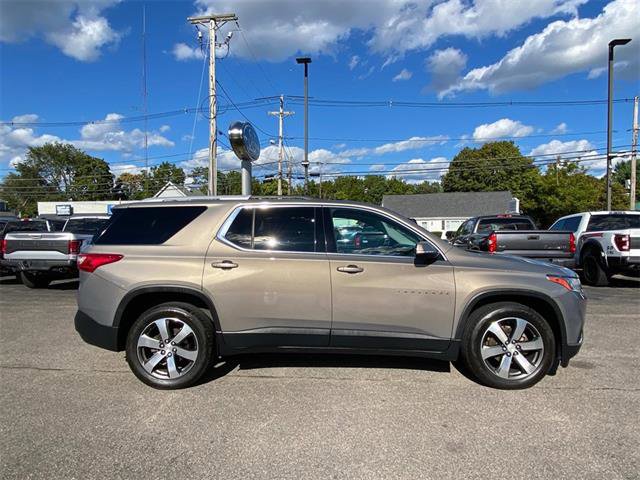 Used 2018 Chevrolet Traverse LT image 38