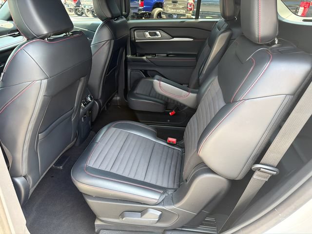 Certified 2025 Ford Explorer ST-Line AWD/4WD image 23