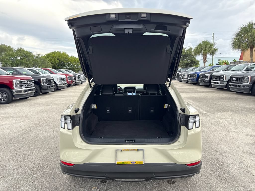 Certified 2025 Ford Mustang Mach-E Select w/ Comfort Package Lite AWD/4WD image 30