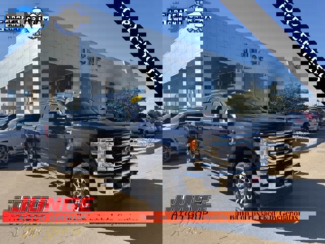 Certified 2021 Ford F250 Lariat w/ Lariat Value Package image 6