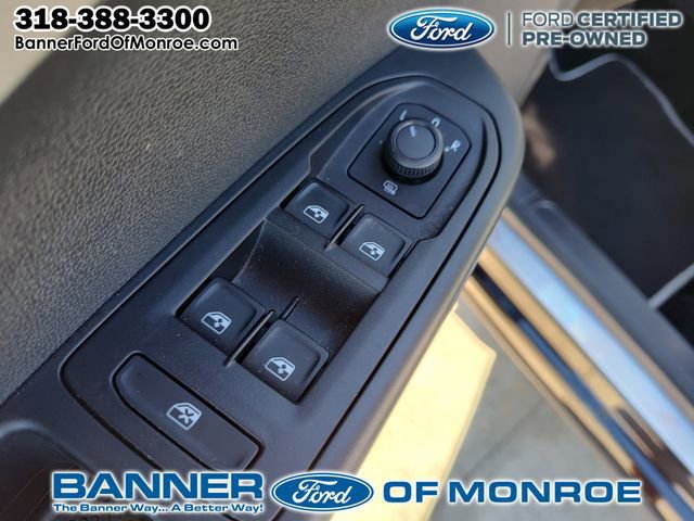 Used 2023 Volkswagen Taos SE image 16